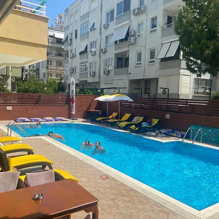 Cleopatra Ada Апарт-готель Аланія