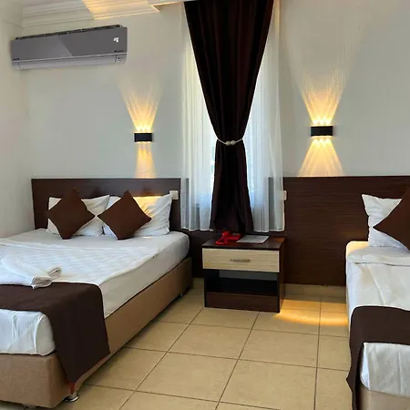 Cleopatra Ada 3*